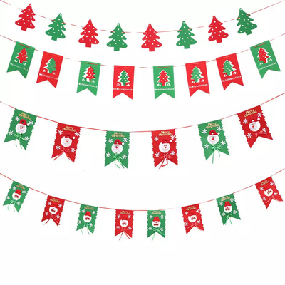 Bandiere su ordinazione ritenute di Natale che appendono la decorazione di festival dell'atmosfera